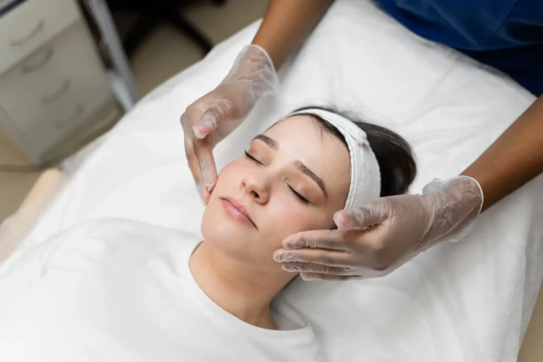 Care treatment + chemical peeling + massage